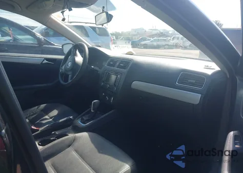 2011 Volkswagen Jetta 2.0L Tdi из США, поврежденный, VIN 3VWLL7AJ4BM100877